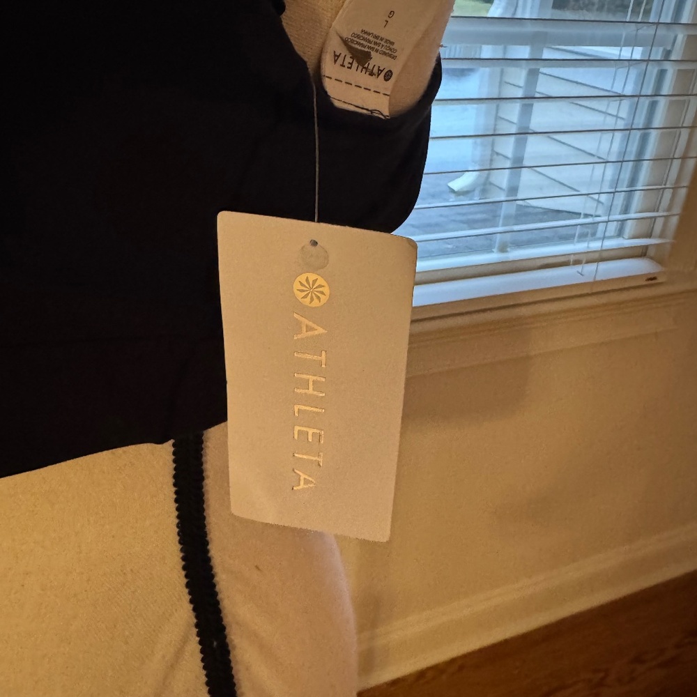 Athleta Solace Bra - Black - Large - D-DD - NWT - Picture 8 of 11